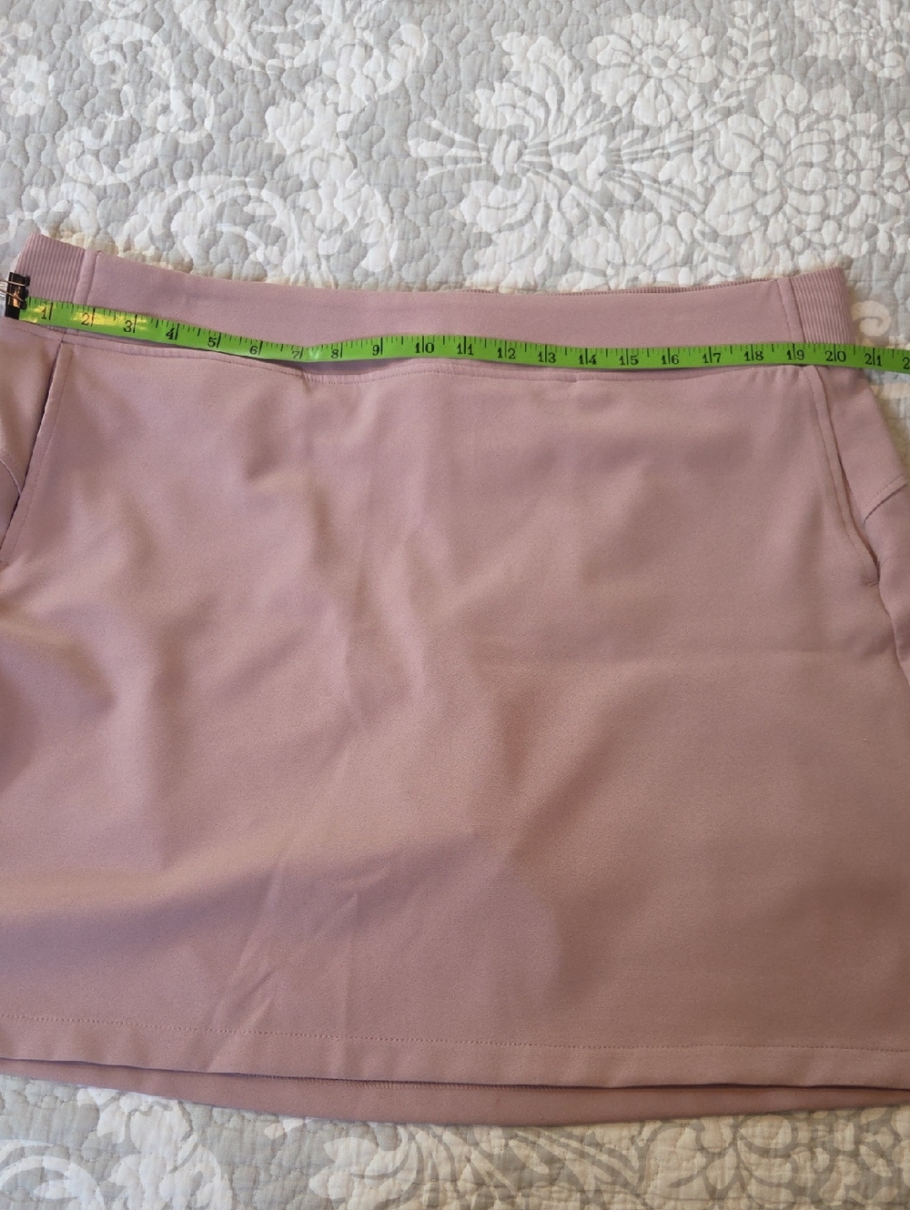 32°llCool Women's Rose Skorts - Picture 5 of 10